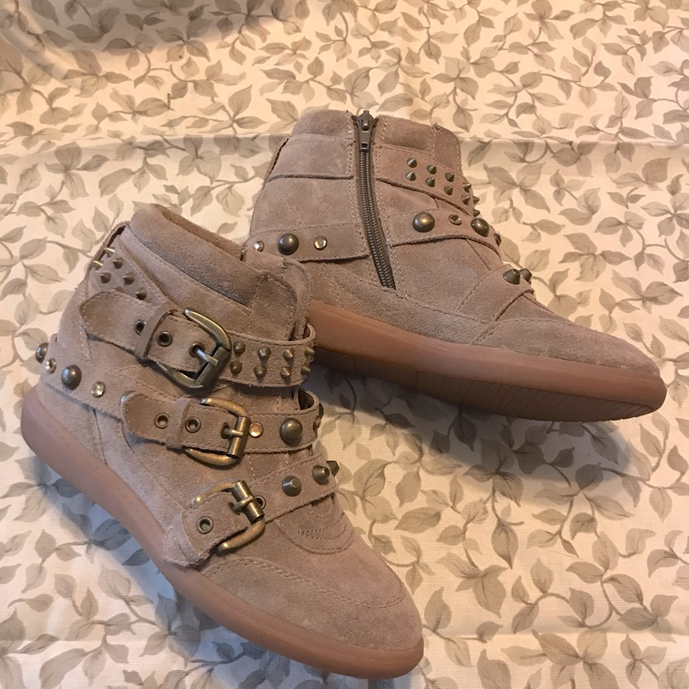 Very cute suede,inside wedge bootie shoe , good condition.Buckle,studs, & gems.